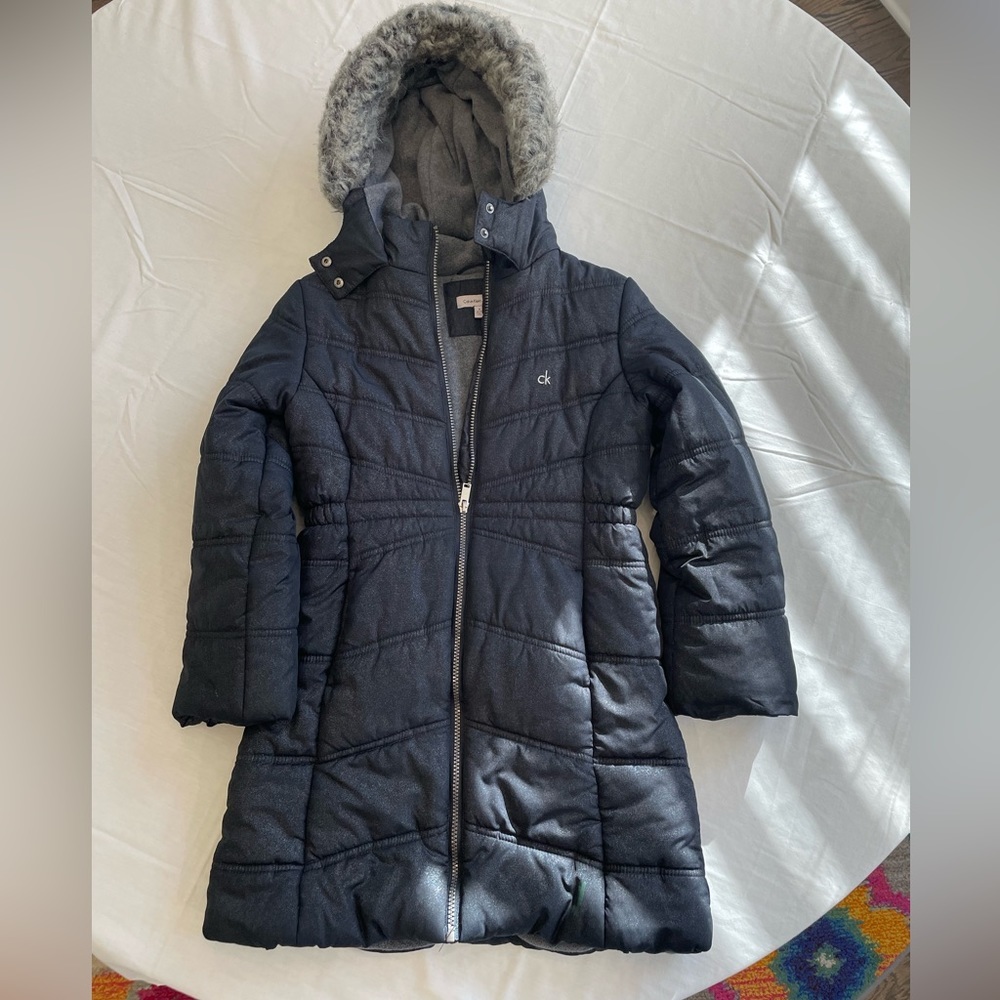 🍄Calvin Klein Everest puffer Jacket faux fur , M 8/10